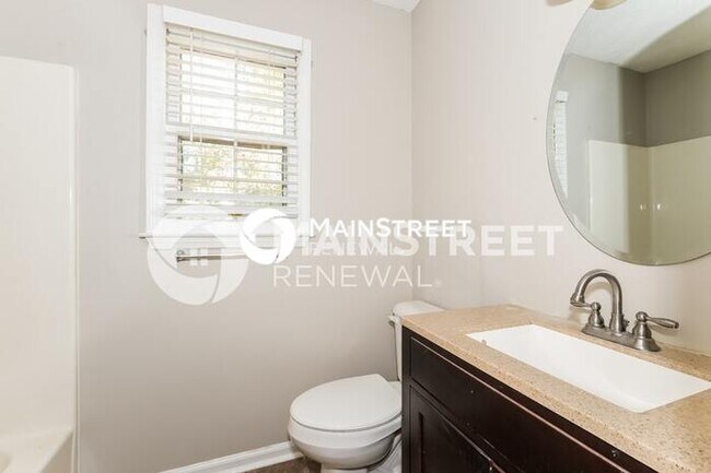 Building Photo - 3 Bedroom Pet-Friendly Home in Covington, ...