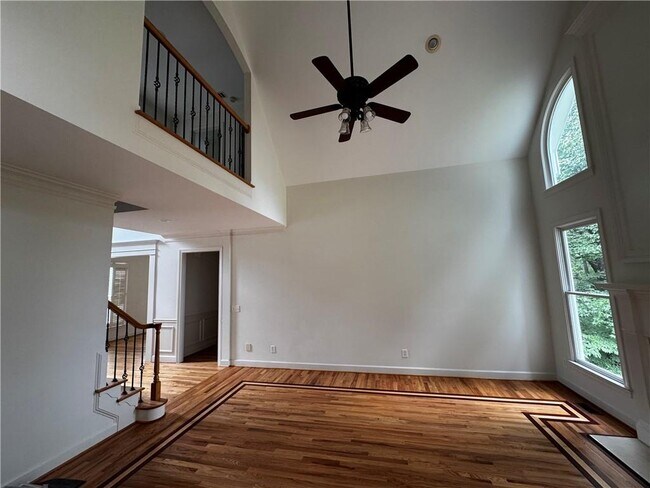 Building Photo - 1660 Kingsley Ct NW