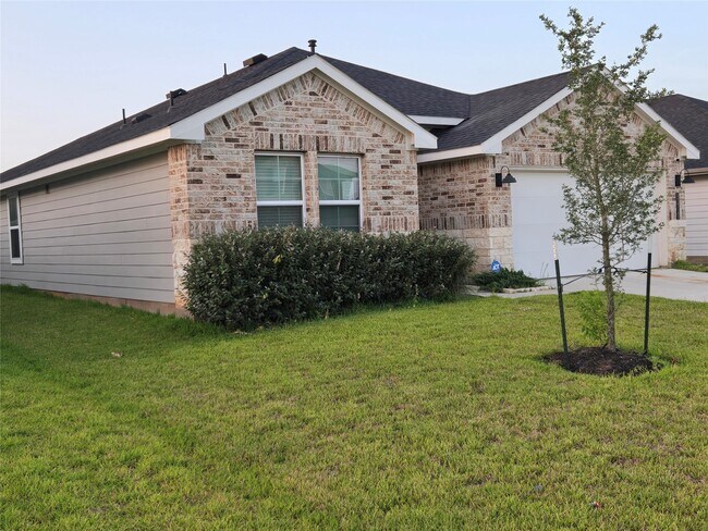 Building Photo - 31710 Carlisle Cv Ct