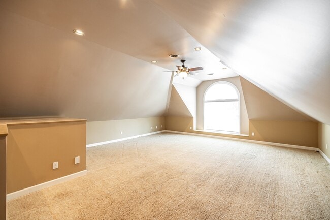 Building Photo - 150 Stonebrook Ln