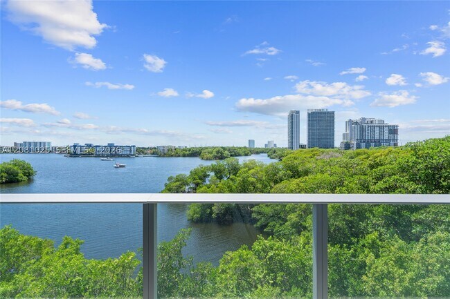 Building Photo - 17111 Biscayne Blvd