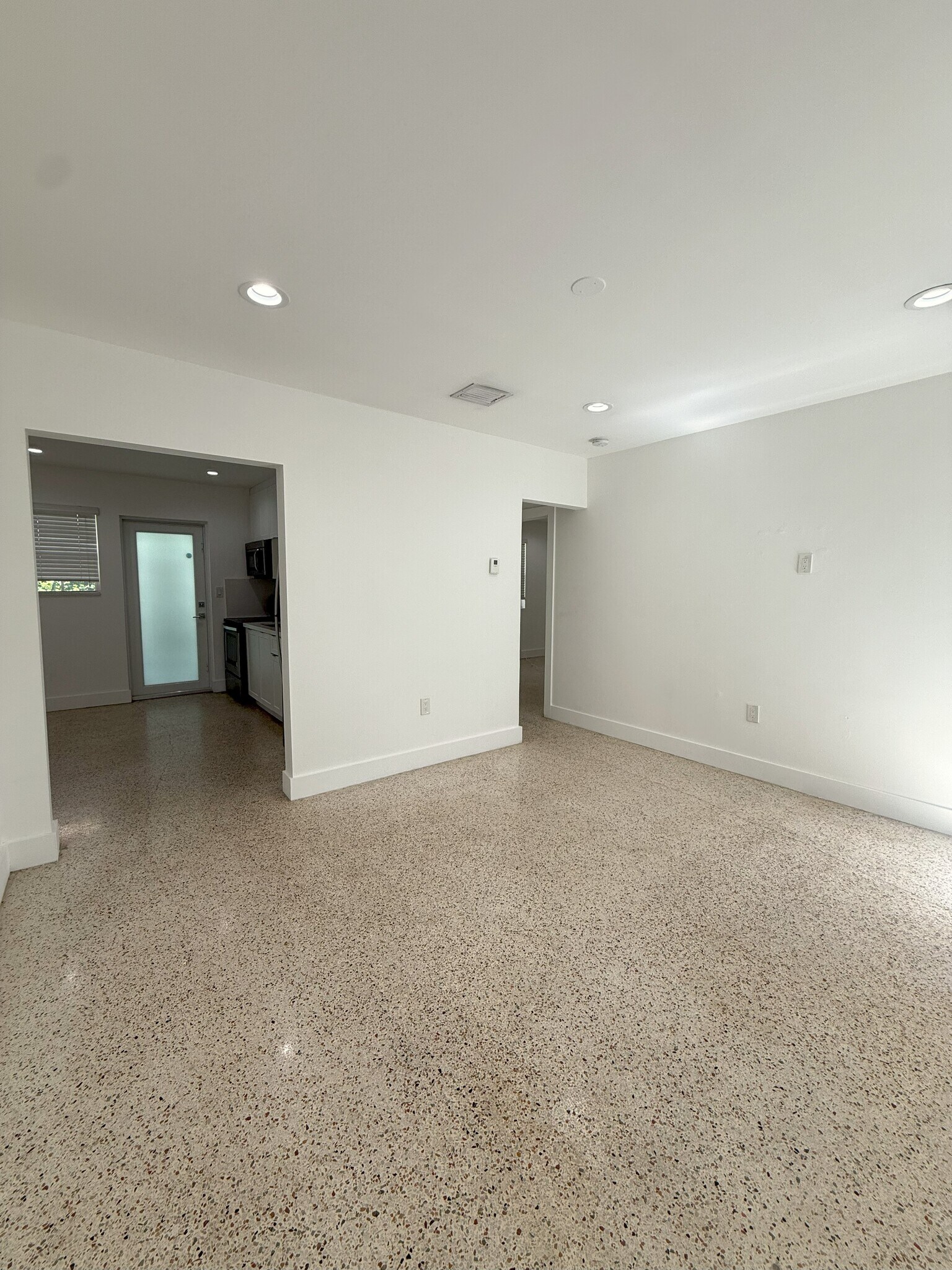 Livingroom - 1320 NW 4th St