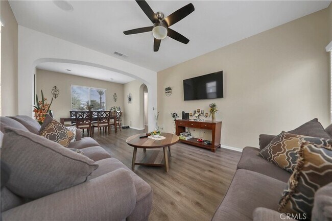 Building Photo - 345 Paseo Gusto