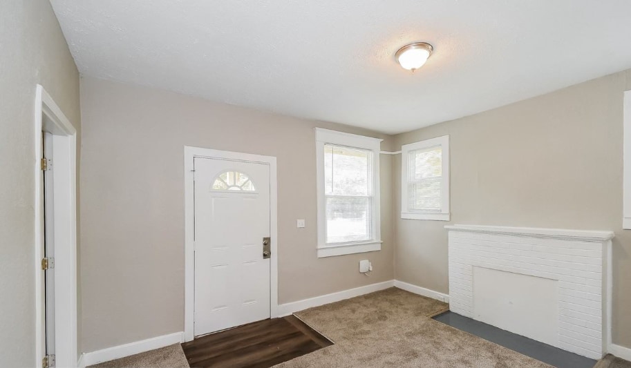 Building Photo - 9043 9th Ave