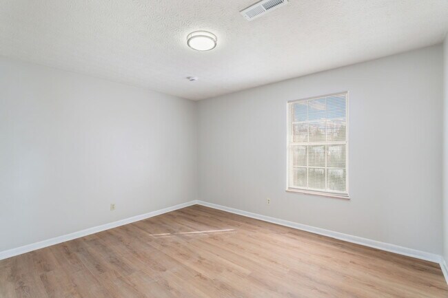 Building Photo - 4808 Cannon Ridge Dr
