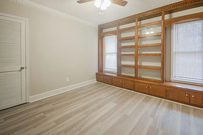 Building Photo - 1501 Blackbird Dr