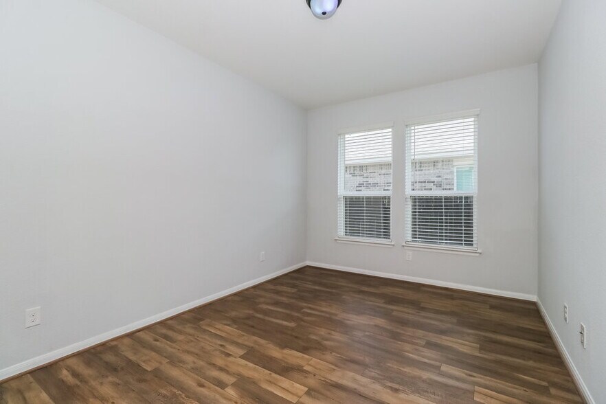 Building Photo - 6113 Gimignano Pl.