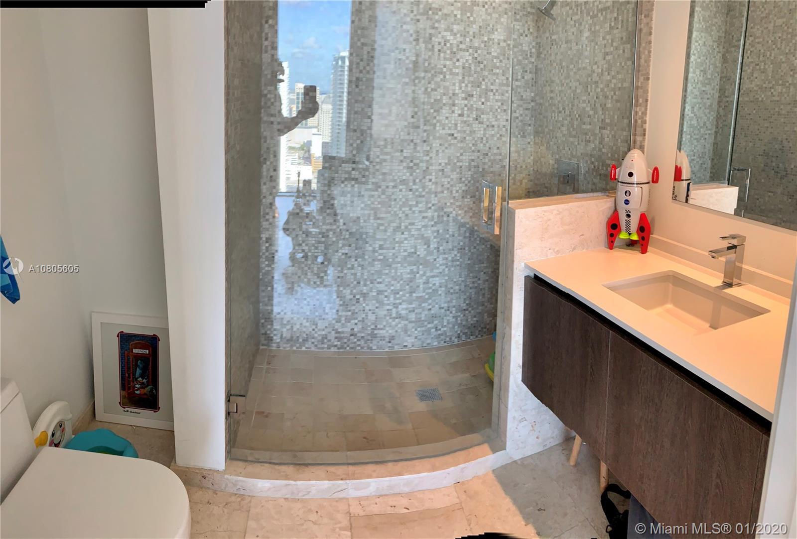 Building Photo - 88 SW 7th St