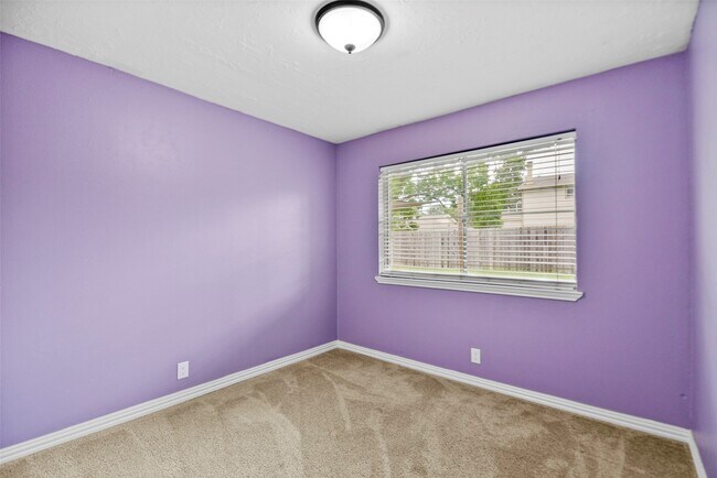 Building Photo - 16310 Cypress Valley Dr