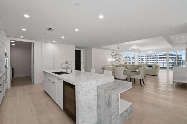 Building Photo - 3550 S Ocean Blvd