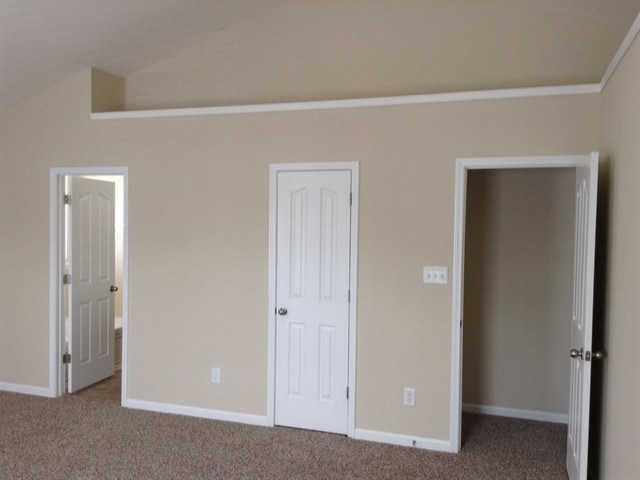 Building Photo - 2476 Ingleside Dr