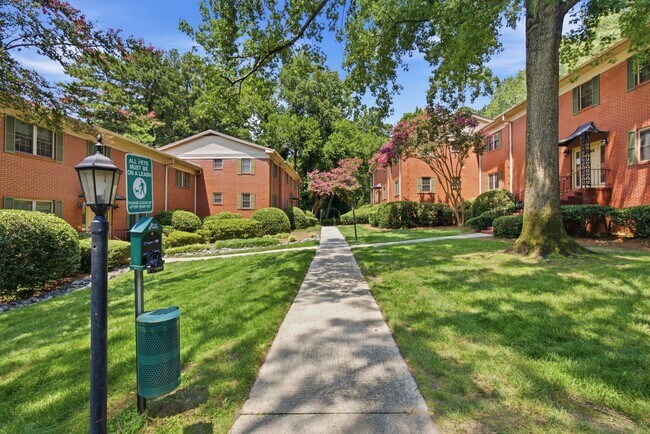 Building Photo - 430 Lindbergh Drive NE