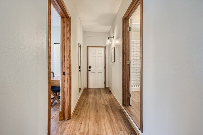 Building Photo - 91 Pearl St