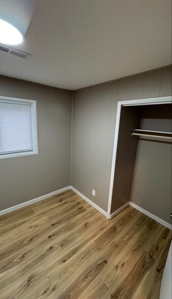 Building Photo - 1145 St Rose Ln