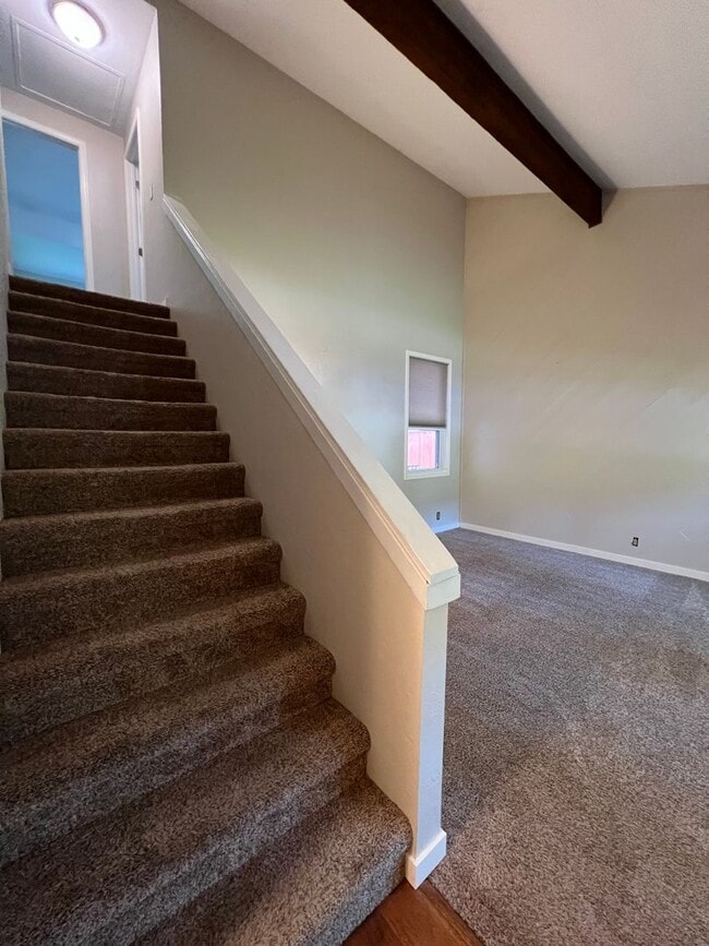 Building Photo - Elegant Four Bedroom Home