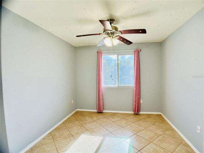 Building Photo - 1053 Chalcedony St