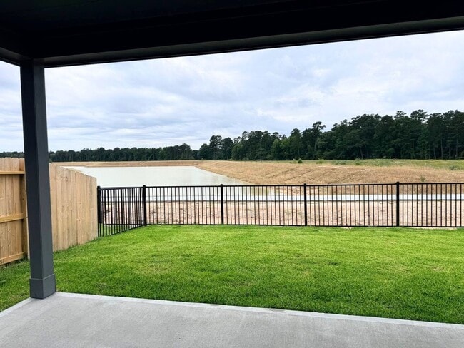 Building Photo - 16246 Parish Pointe Ct