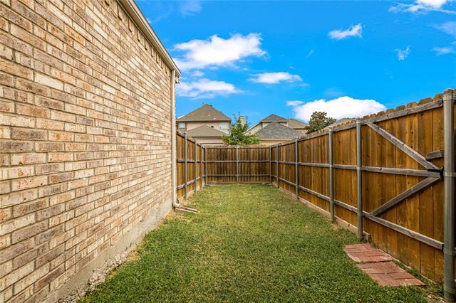 Building Photo - 6011 Barrington Ct