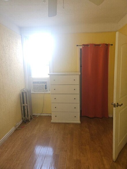 Building Photo - 6332 Summer St