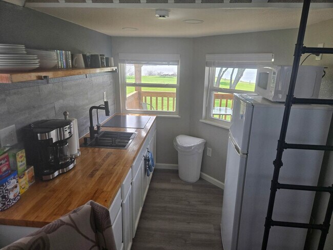 Building Photo - 1207 Shahan Prairie Rd