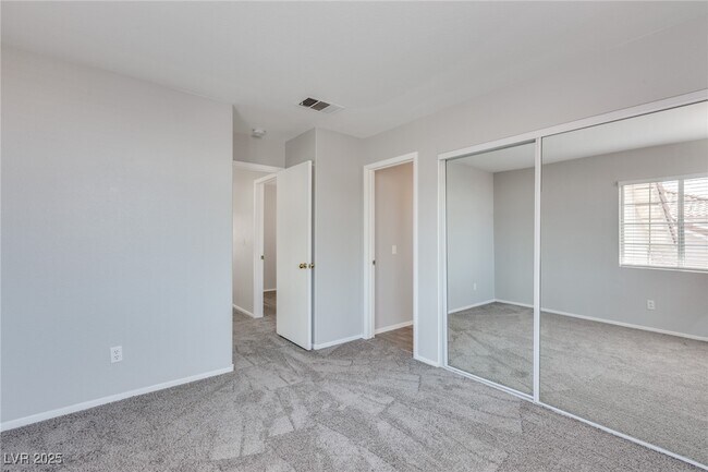 Building Photo - 323 Cavalla St