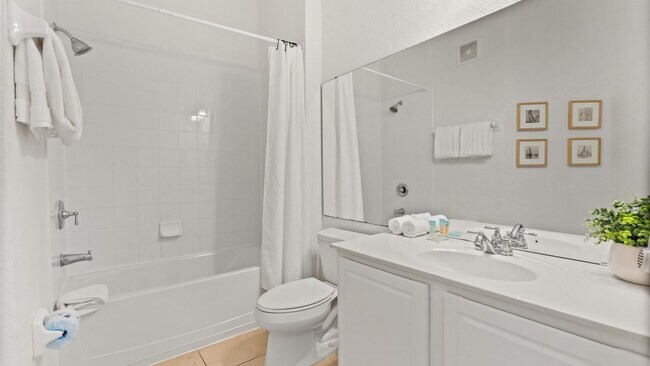 Building Photo - 5024 Shoreway Loop
