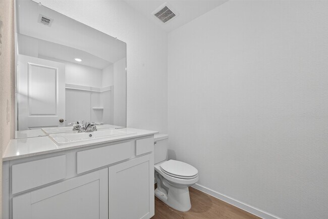 Building Photo - 16722 Spotted Oak Dr