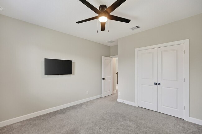 Building Photo - 231 Painters Ridge Ct