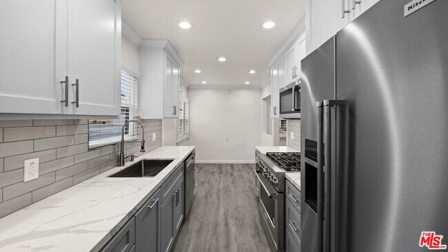 Building Photo - 6311 S La Tijera Blvd