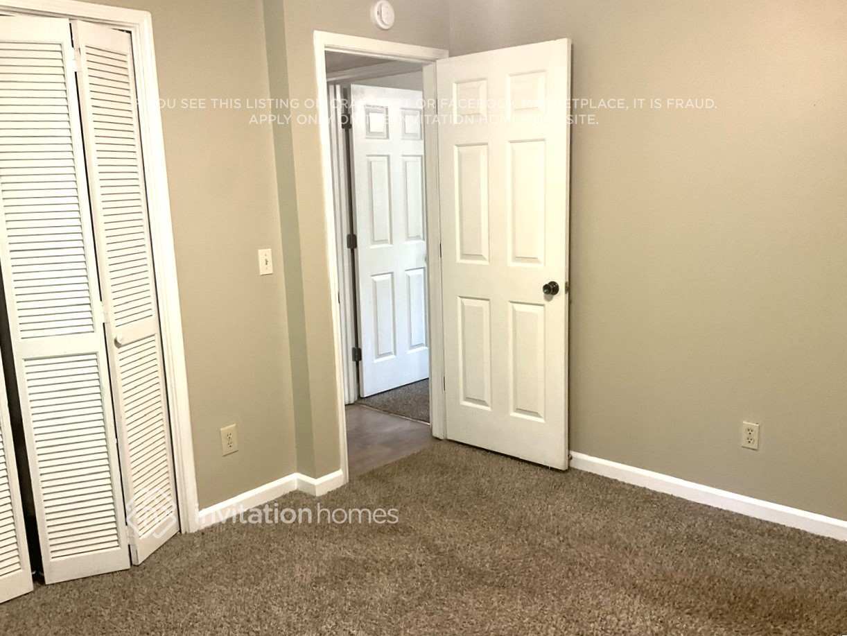 Building Photo - 155 Middling Ln