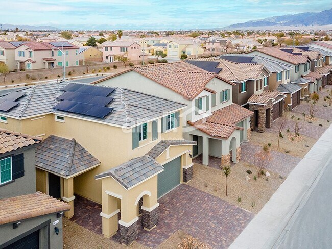 Building Photo - 4840 Blushing Star St