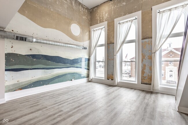 Building Photo - 104 W Main St