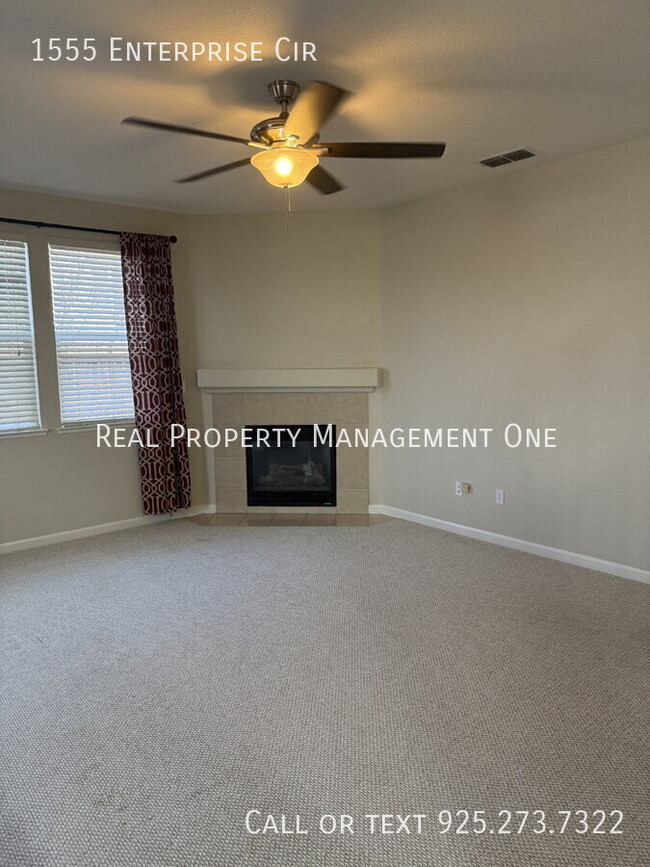 Building Photo - 1555 Enterprise Cir