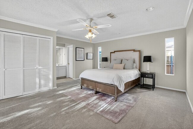 Building Photo - 3210 Cimmaron Ave