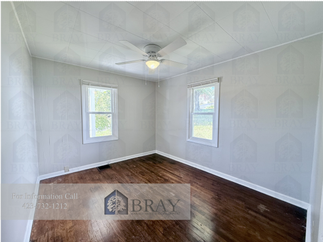 Building Photo - Charming 3-Bedroom Cottage in Kingsport