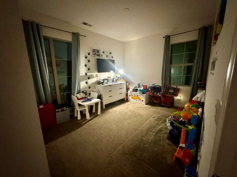 Building Photo - 1042 Sea Glass Way