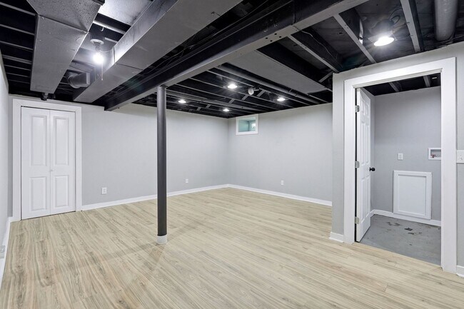 Building Photo - 2602 NW 86th St