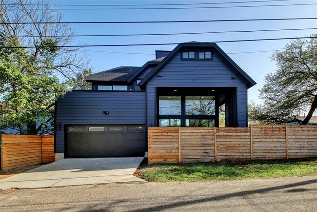 Primary Photo - 4412 Caswell Ave