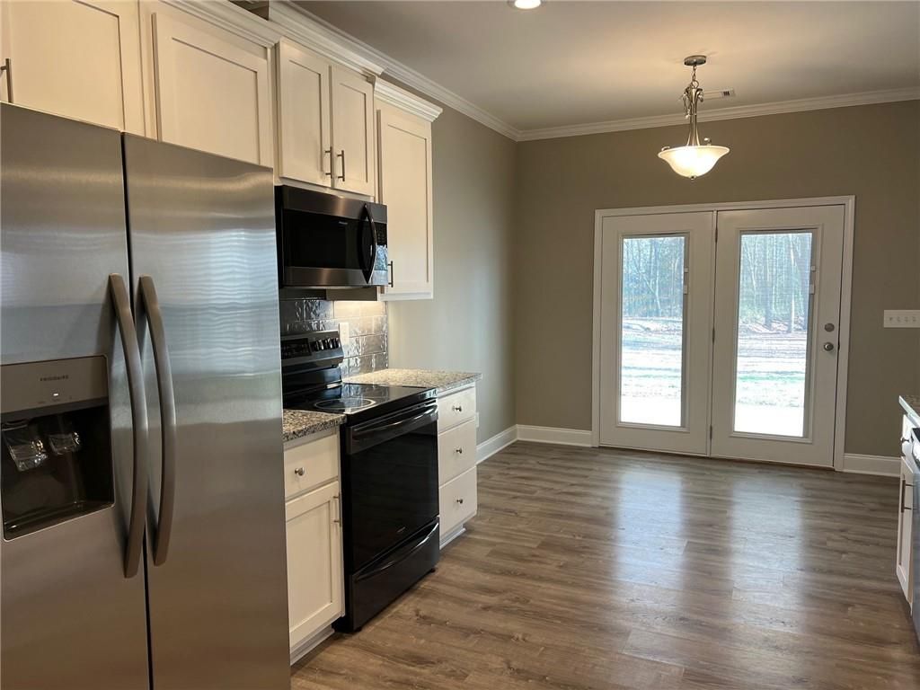 Building Photo - 732 E Jefferson St