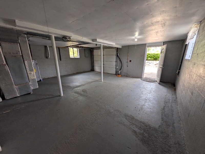 Building Photo - 505 N Stanwood Ln