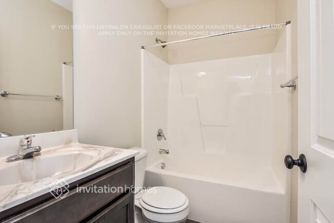 Building Photo - 42 Pappy Ln