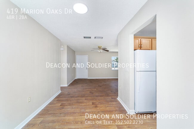 Building Photo - 419 Marion Oaks Dr