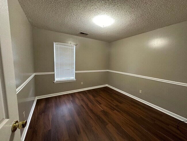 Building Photo - 2545 Turnage Valley Dr