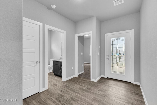 Building Photo - 11364 Santa Barbara