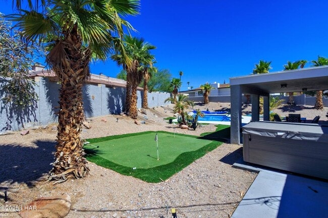 Building Photo - Long Term Rental heated pool & hot tub