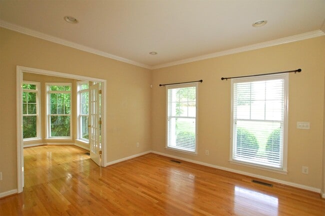 Building Photo - 3204 Orchestra Ct