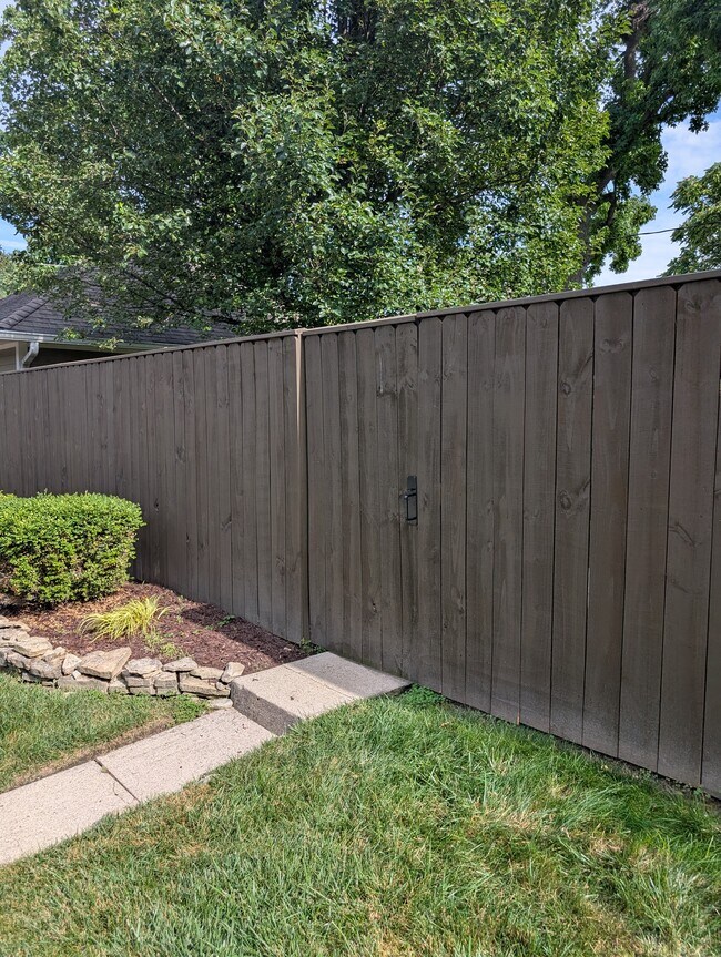 Building Photo - 5105 E North St