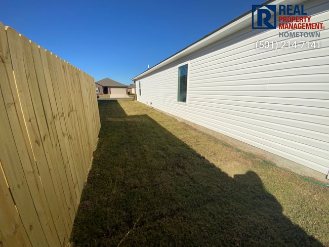 Building Photo - 10 Sourdough Crk Ln