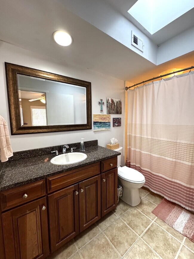 Building Photo - Furnished Moss Creek Golf Cottage