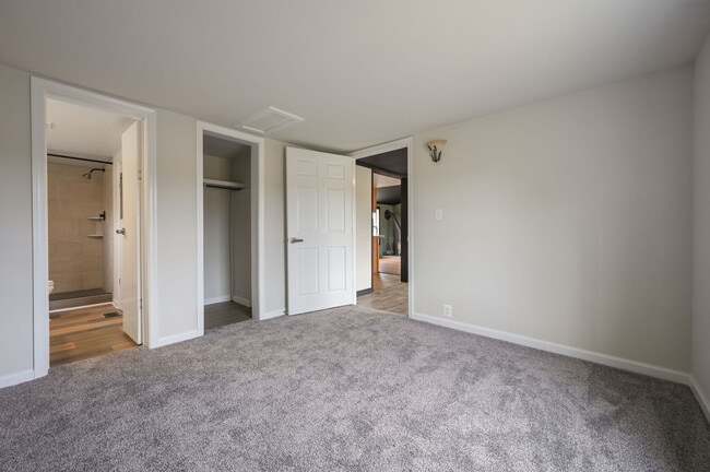 Building Photo - 3370 Gun and Rod Club Rd